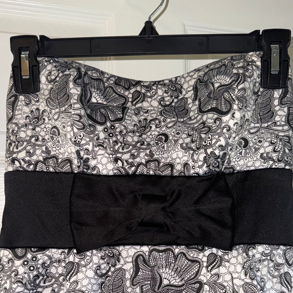 Ruby Rox Semi Formal Floral Strapless Dress with Black Bow - Picture 4 of 9